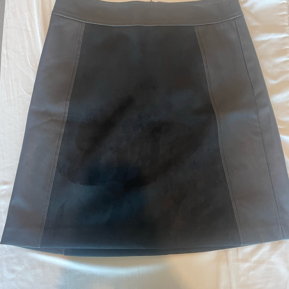 Black leather/velvet skirt